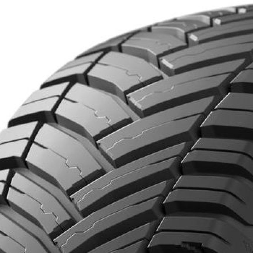 Agilis CrossClimate 215/75-16 R