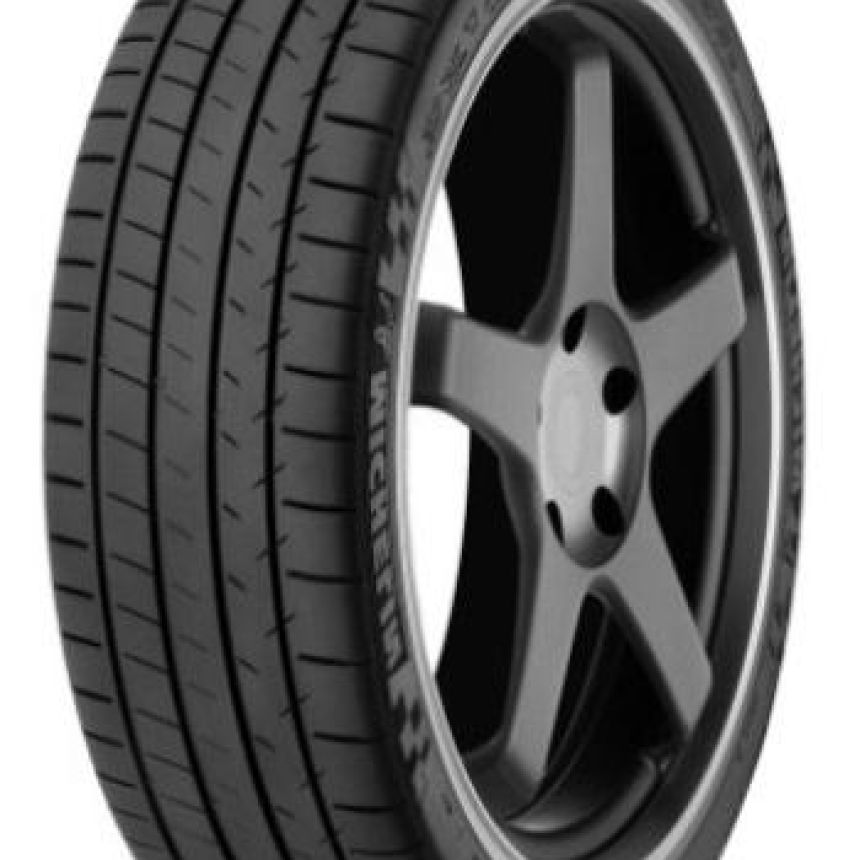 SUPER SPORT* XL 245/35-19 Y